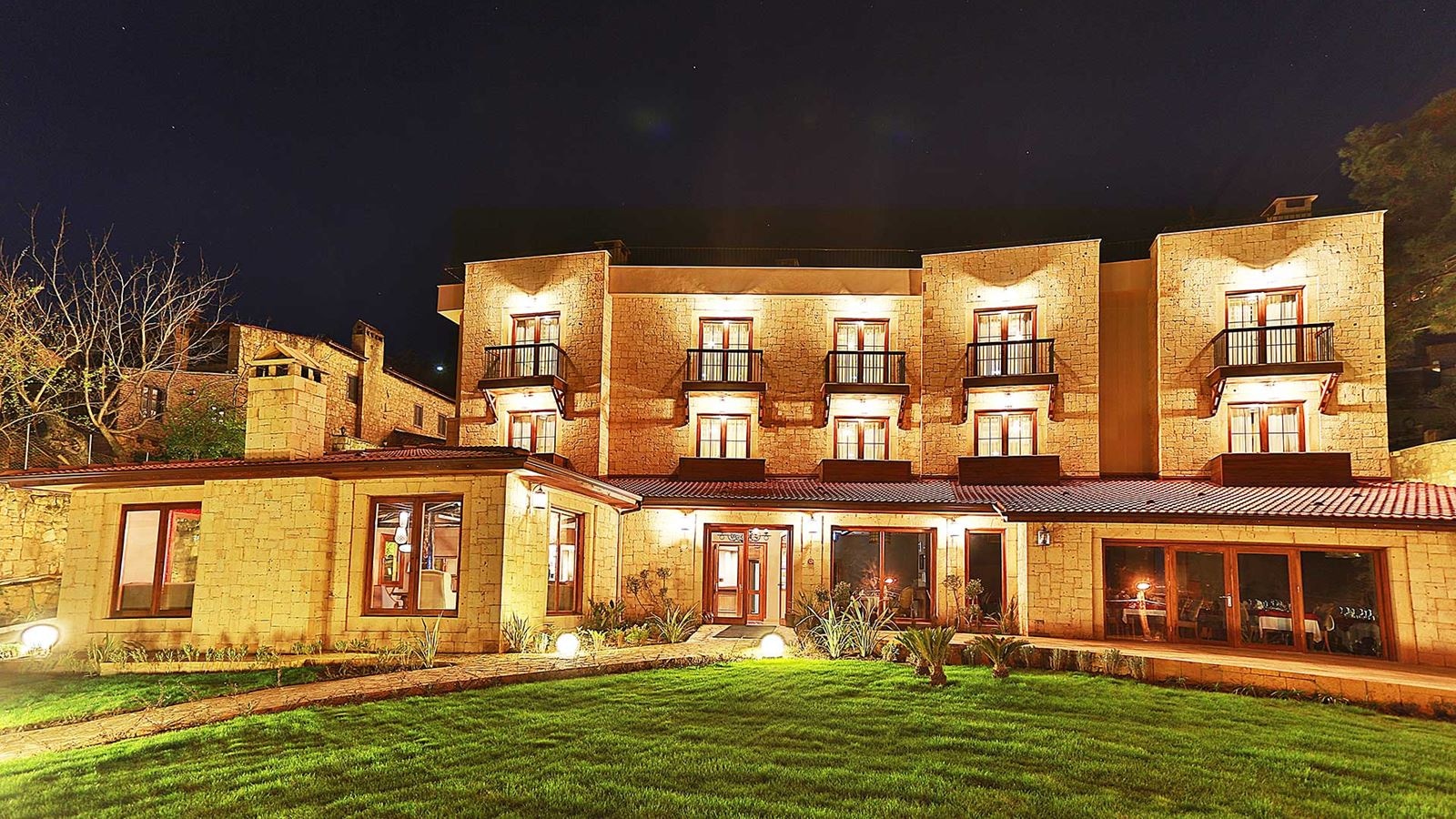 general-main-building