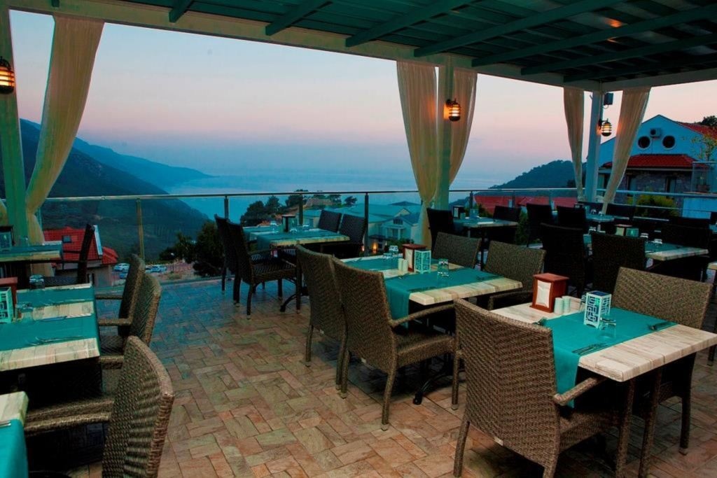 restaurants-restaurants