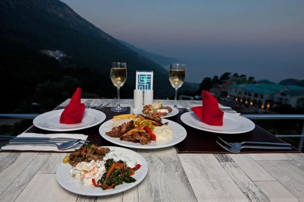 restaurants-restaurants