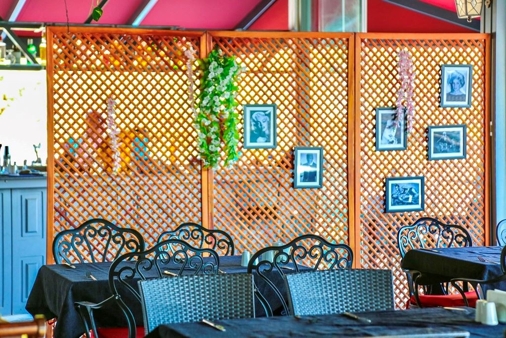 restaurants-main-restaurant