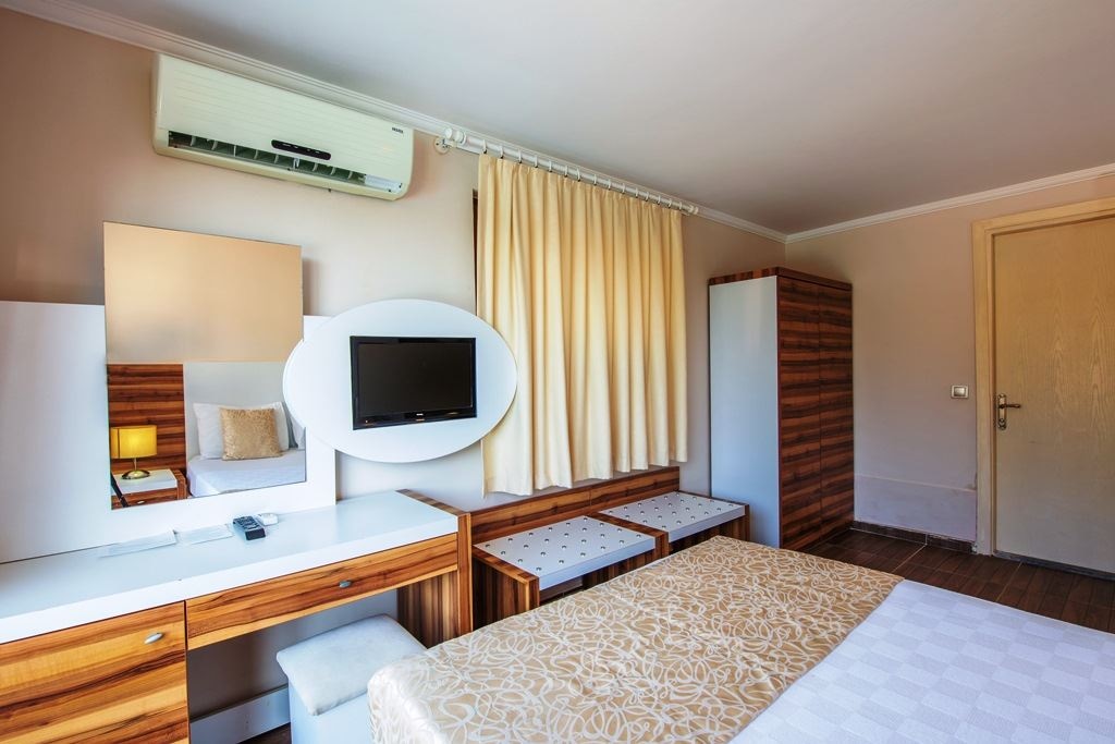 rooms-deluxe-suite-bungalow