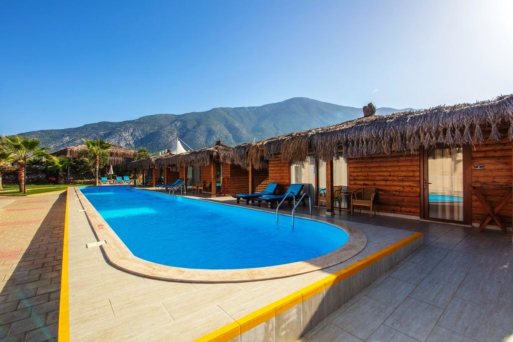 rooms-bungalow-swim-up