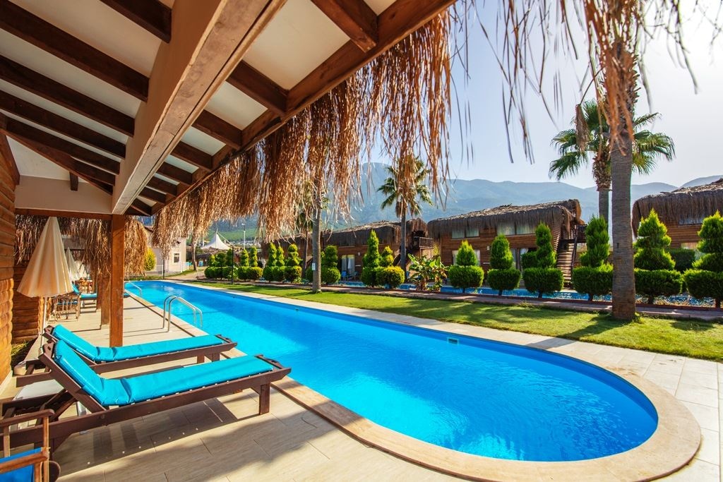 rooms-bungalow-swim-up