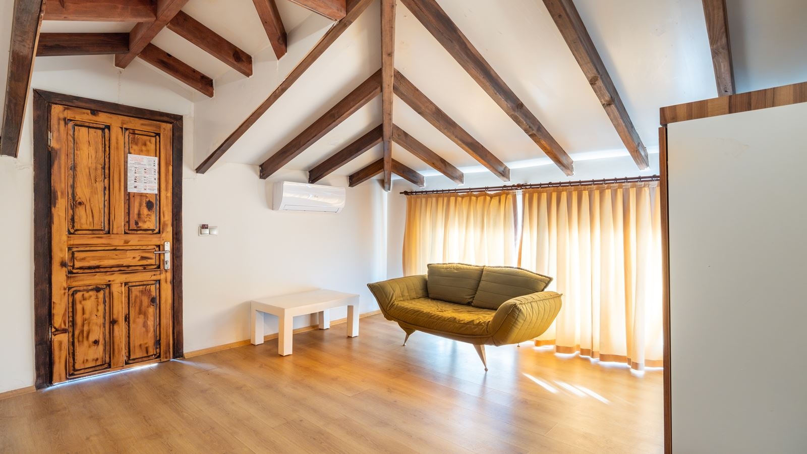 rooms-family-bungalow