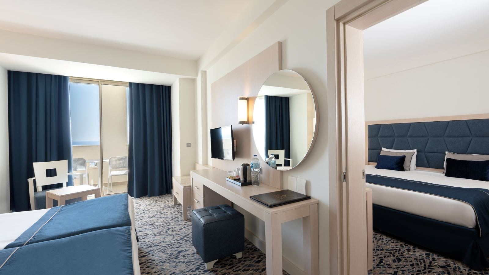 rooms-connection-room-sea-side-room