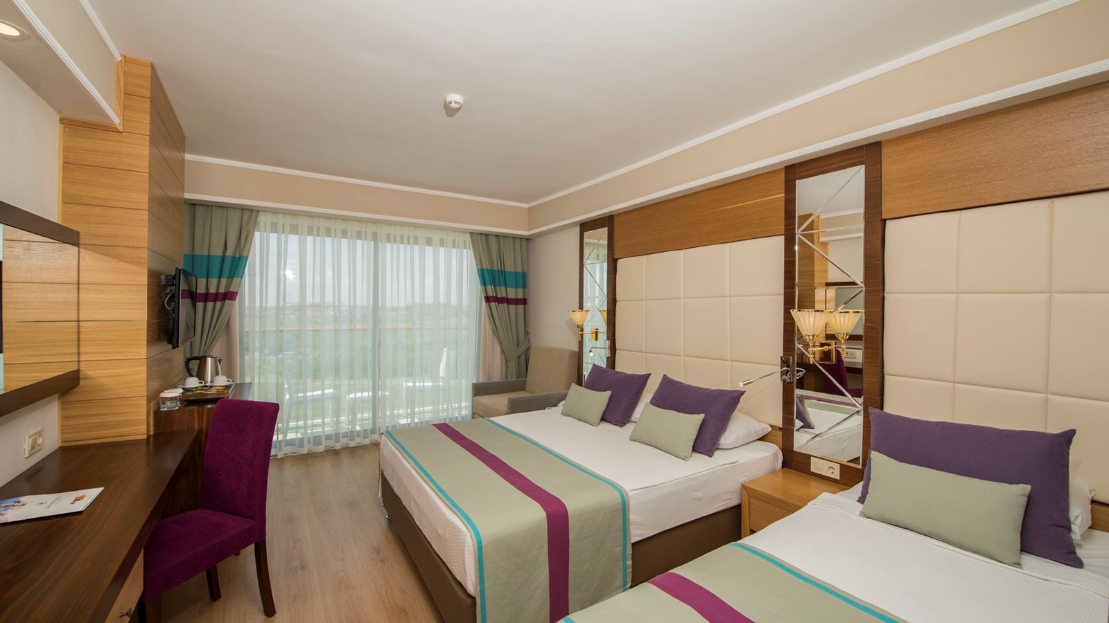 rooms-standard-room-with-balcony