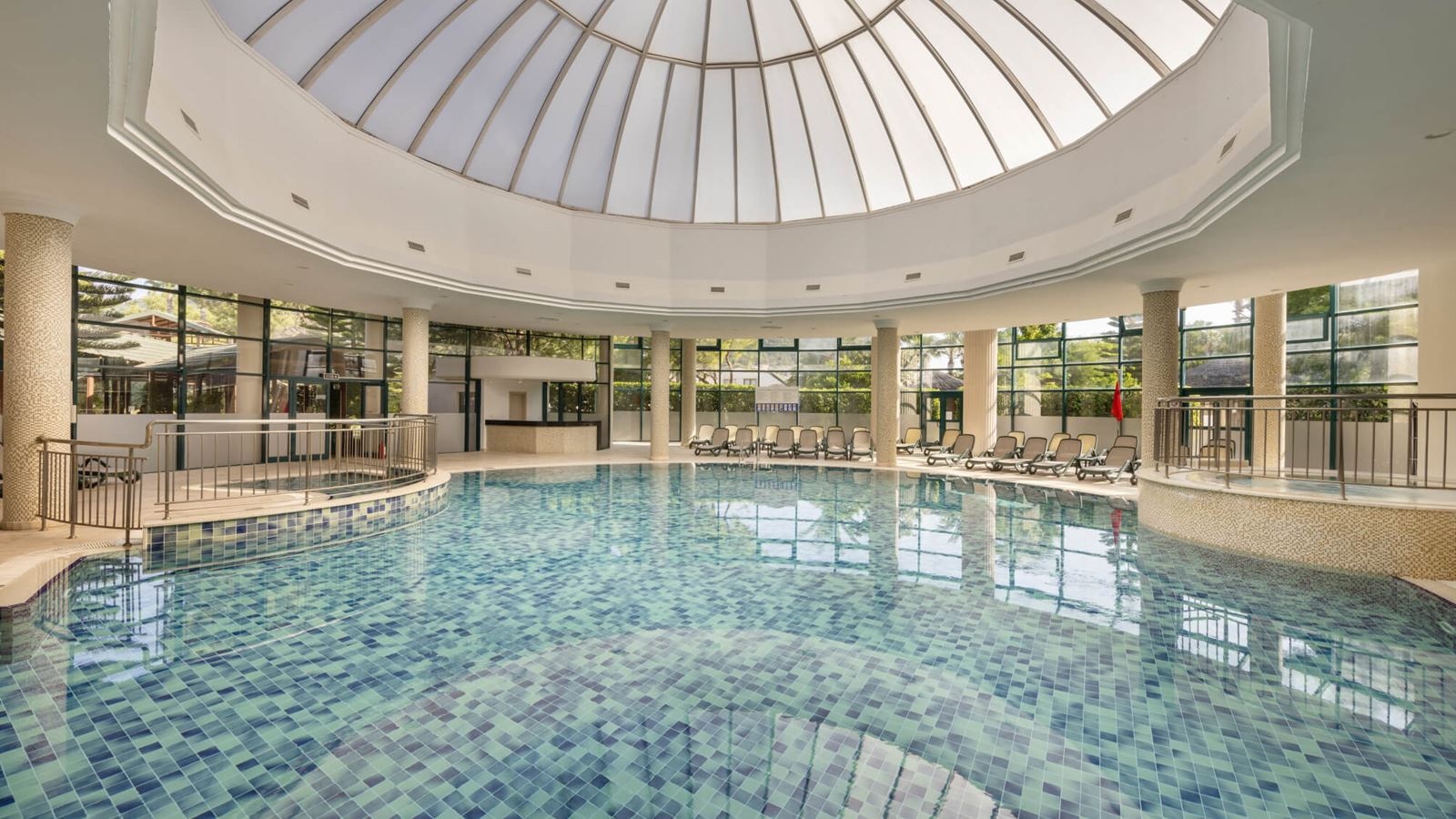 pools-indoor-pool