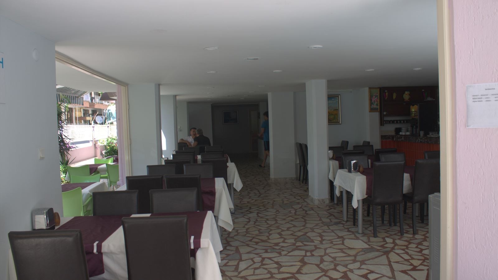 restaurants-main-restaurant