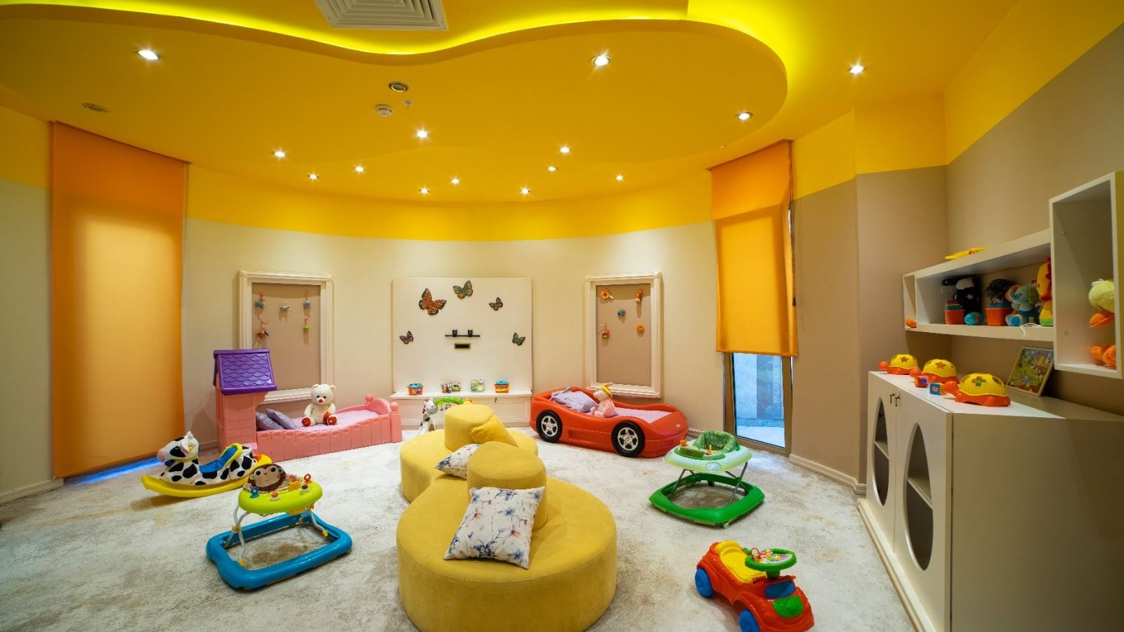 mini-club-main-building