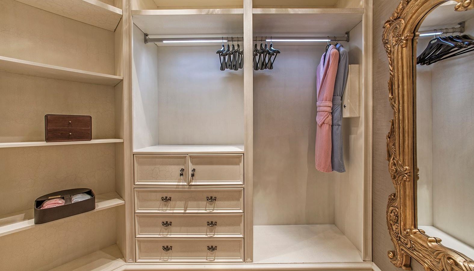 rooms-deluxe-villa-sea-view