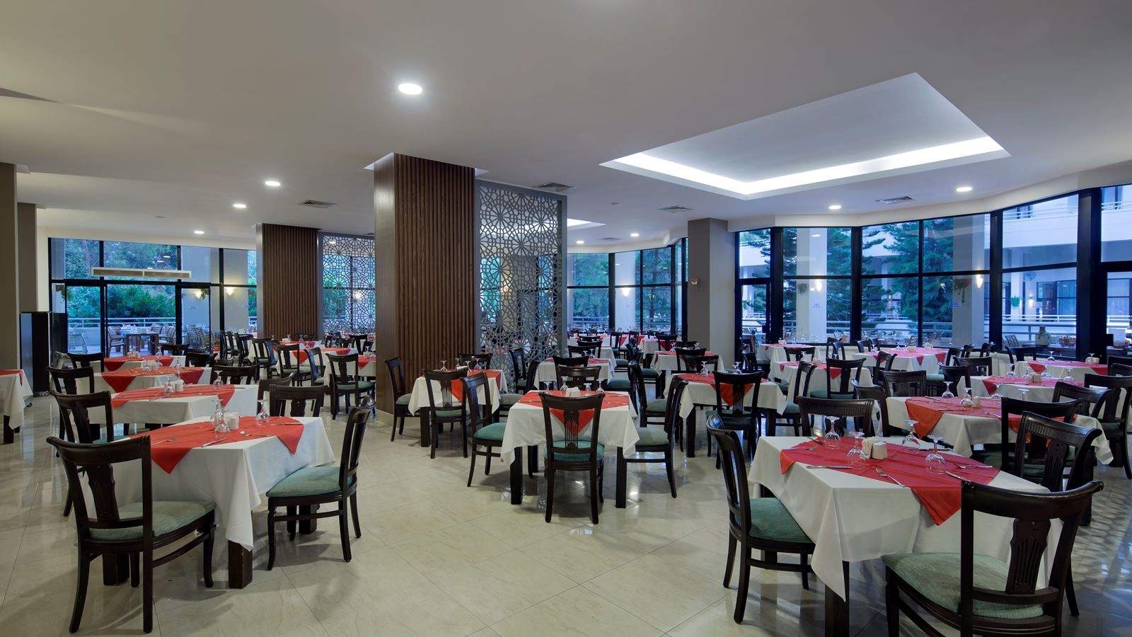 restaurants-main-restaurant