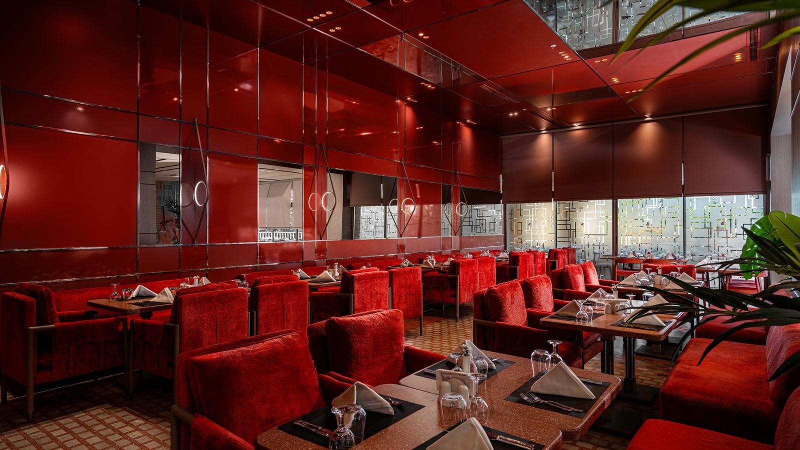 restaurants-premium-main-restaurant