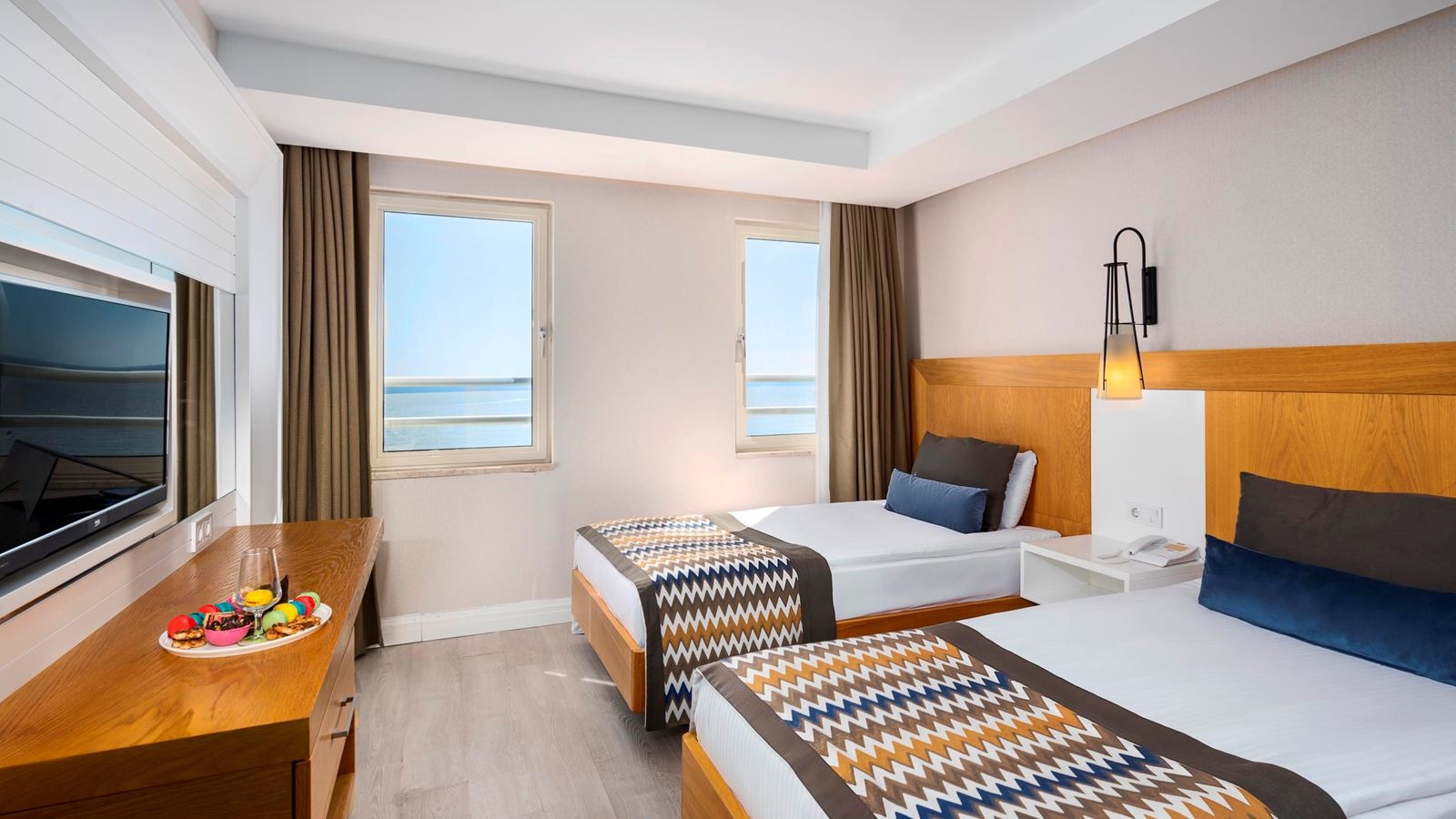 rooms-family-room-connect