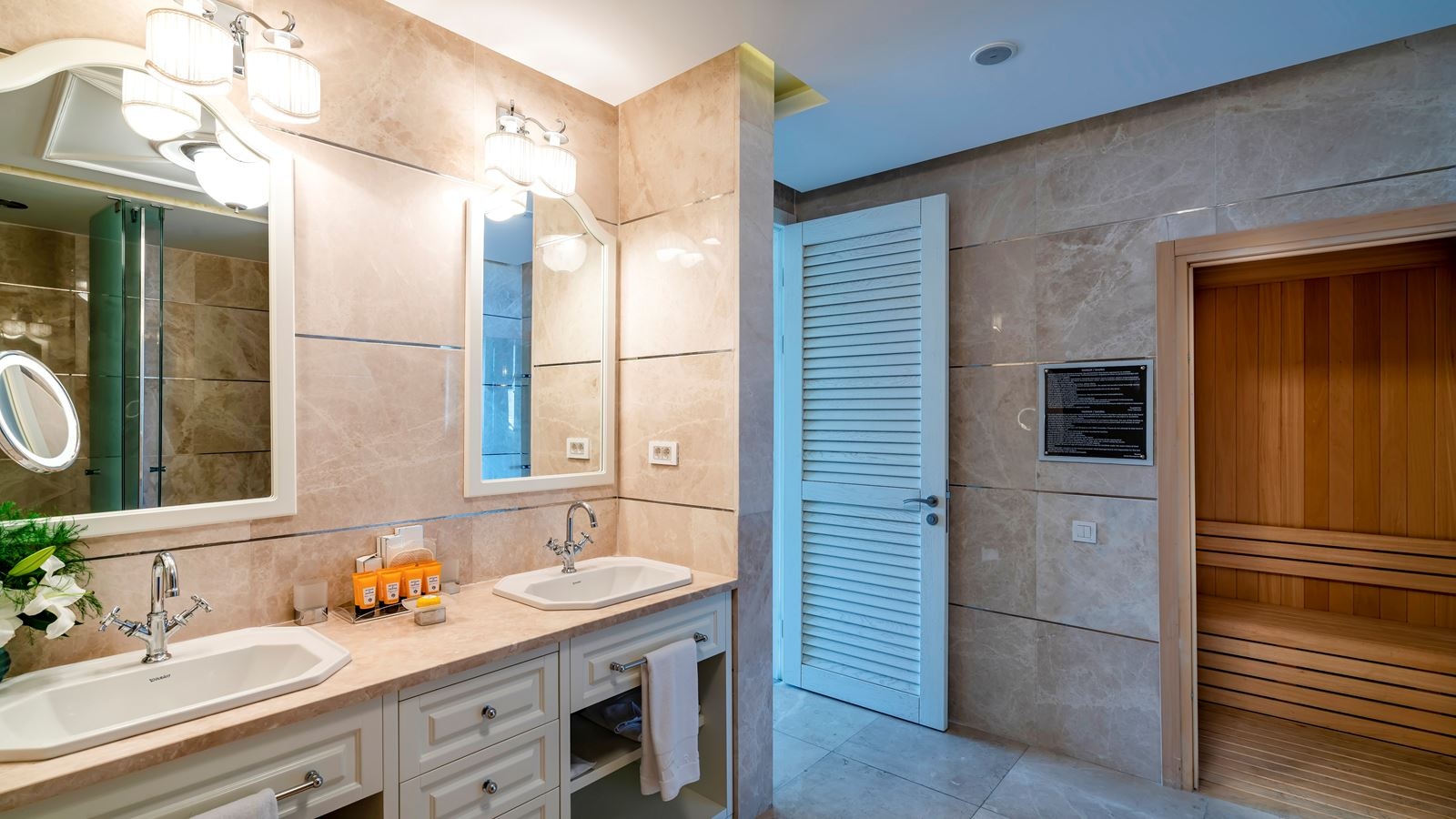 rooms-bodrum-suite-with-living-room