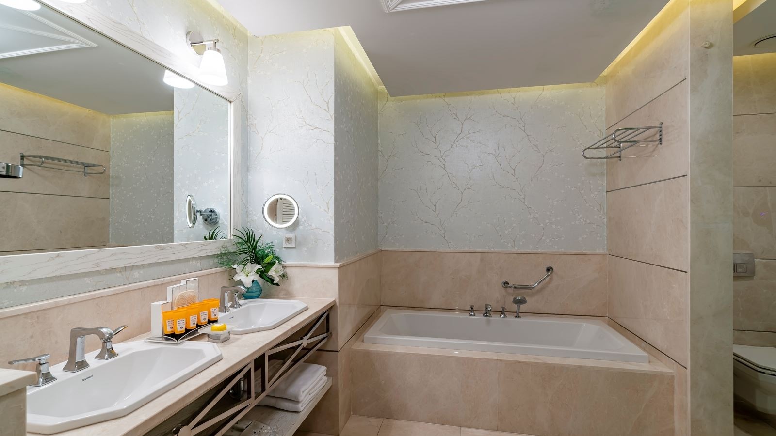 rooms-premium-family-connection-room-sea-view