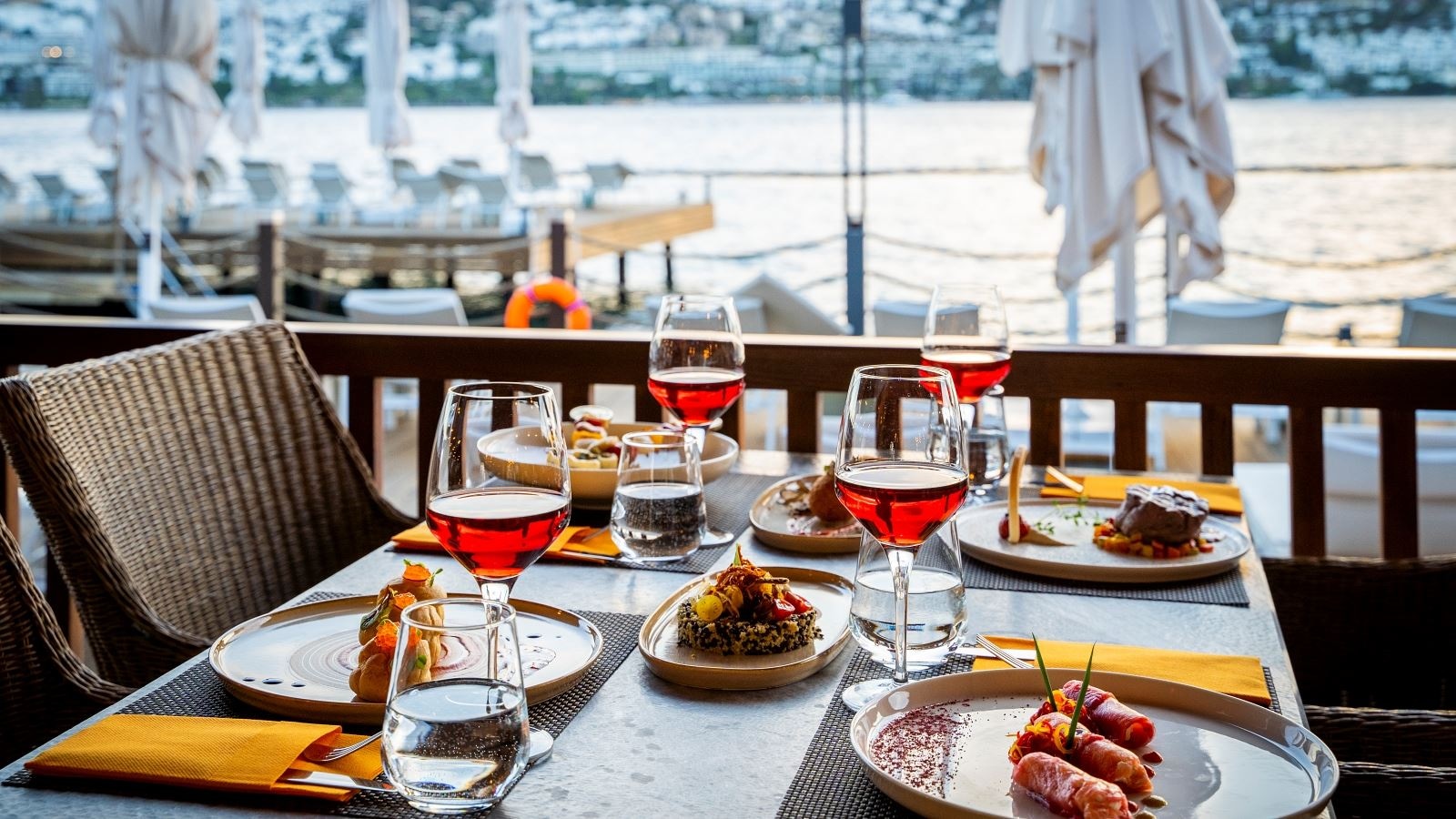 restaurants-amanni-restaurant