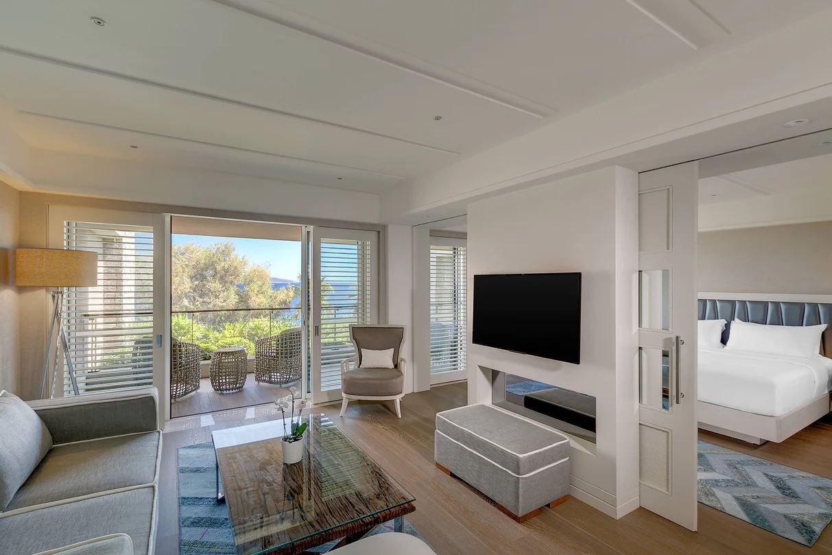 rooms-one-bedroom-suite-sea-view-balcony