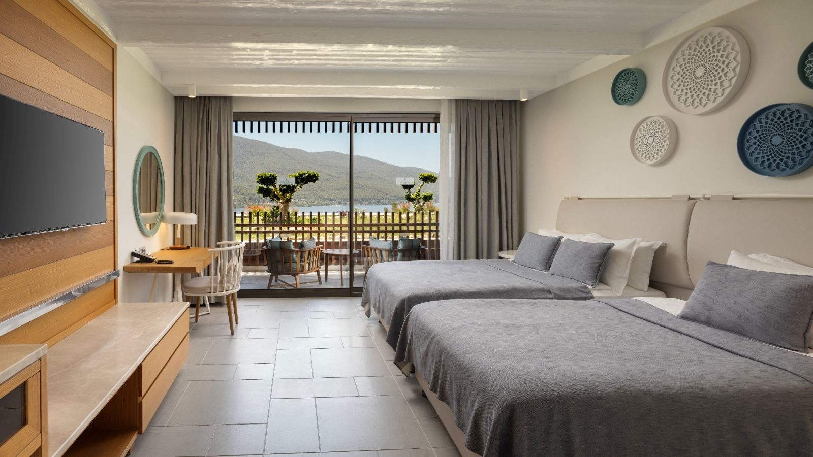 rooms-standard-room-side-sea-view-balcony-or-terrace