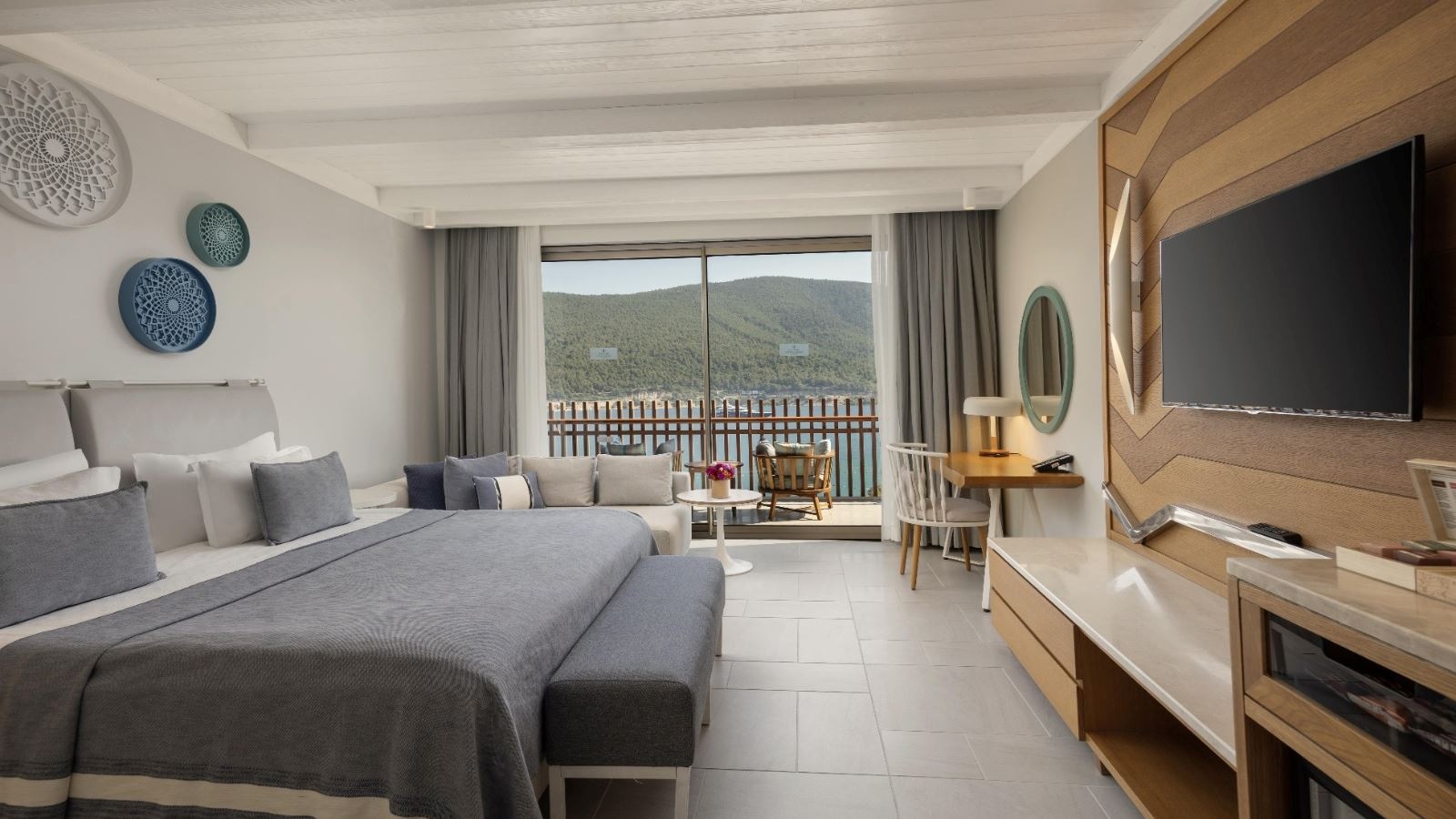 rooms-standard-room-sea-view-balcony-or-terrace