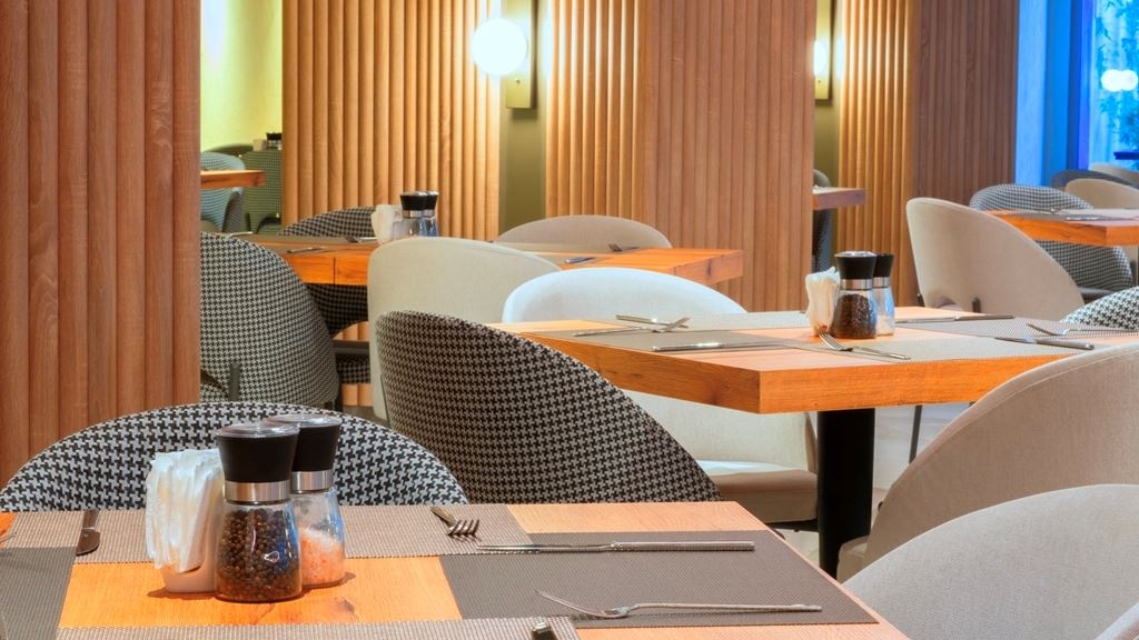 restaurants-main-restaurant