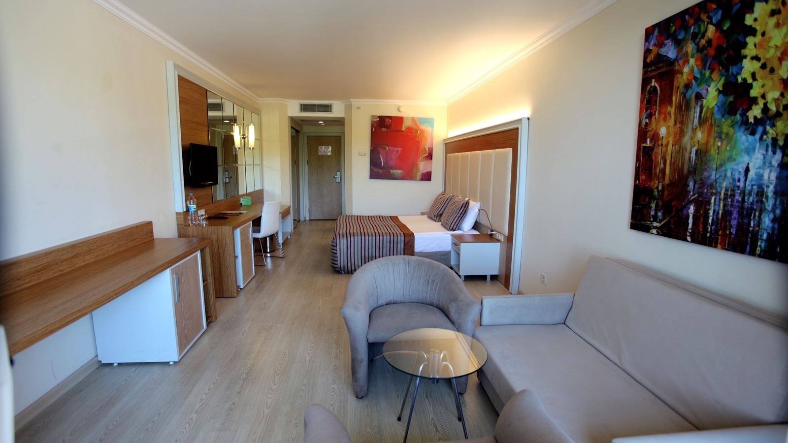 rooms-standard-large-land-view