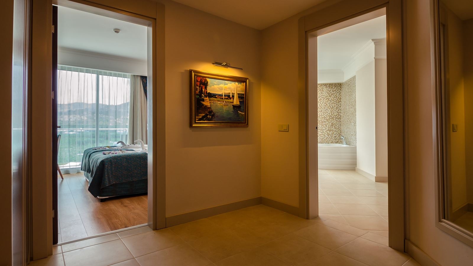 rooms-family-room-land-view-2-bedrooms