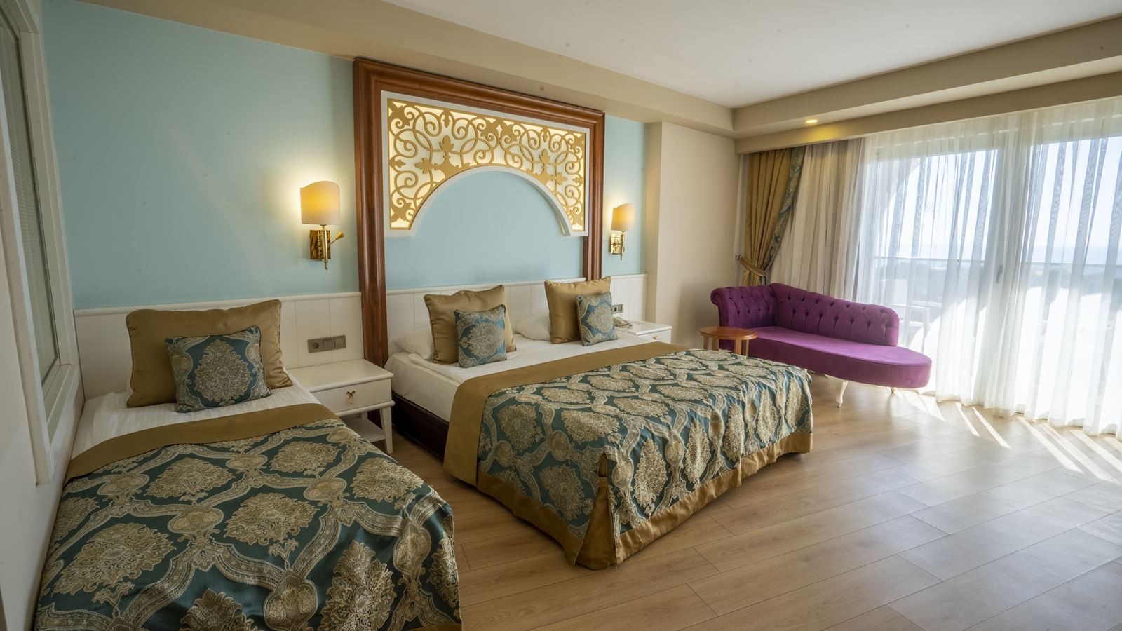 rooms-comfort-room-side-sea-view