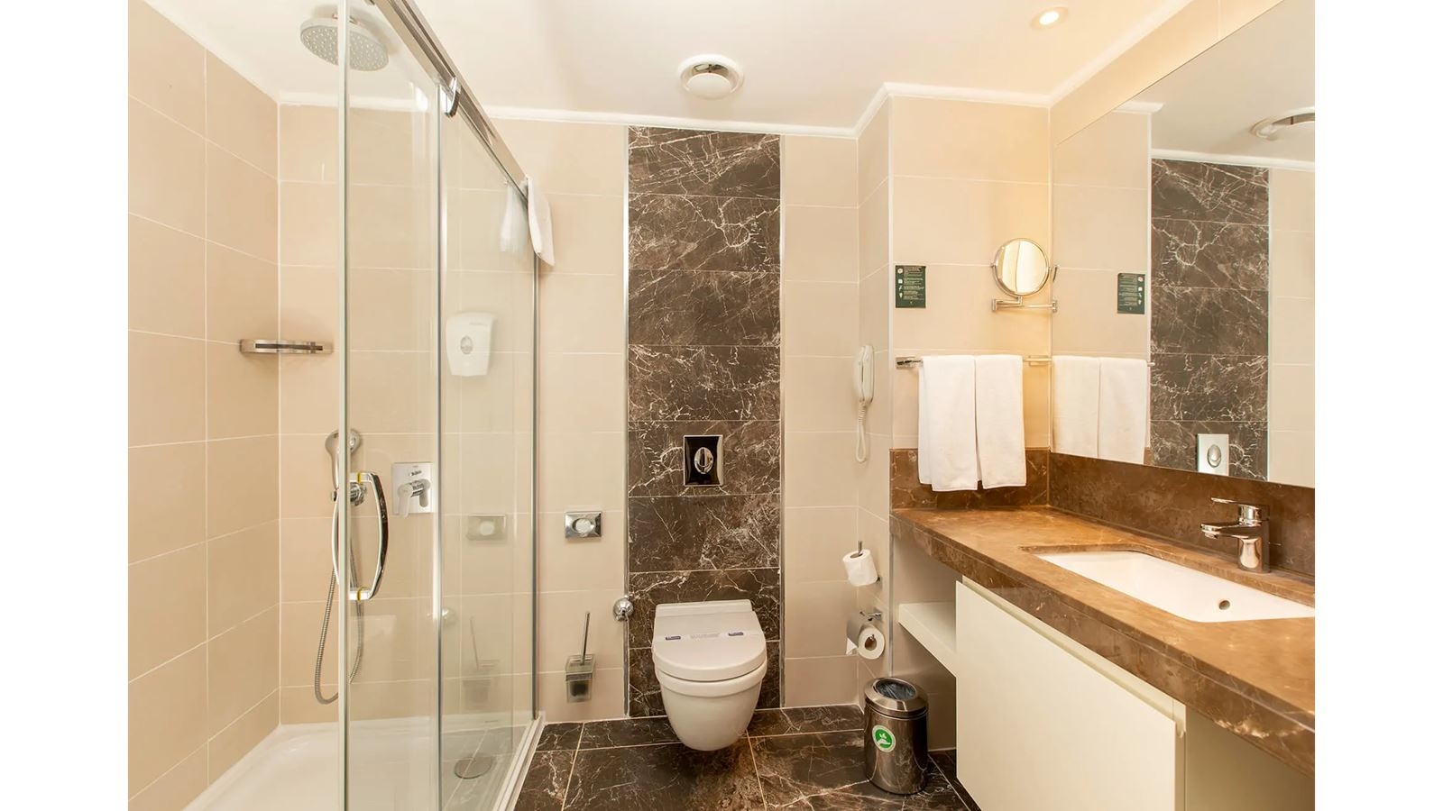 rooms-family-room-typeb