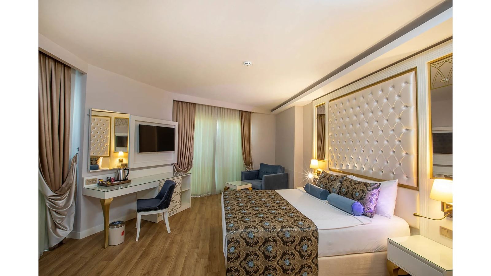 rooms-family-room-typeb