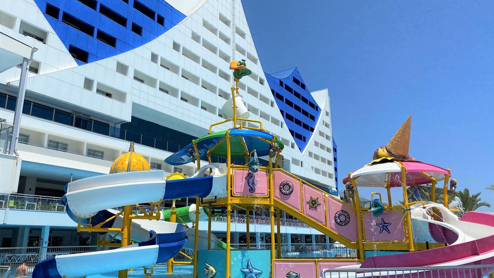 water-park-water-park