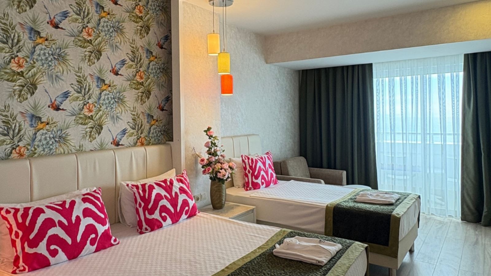 rooms-standard-room-land-side