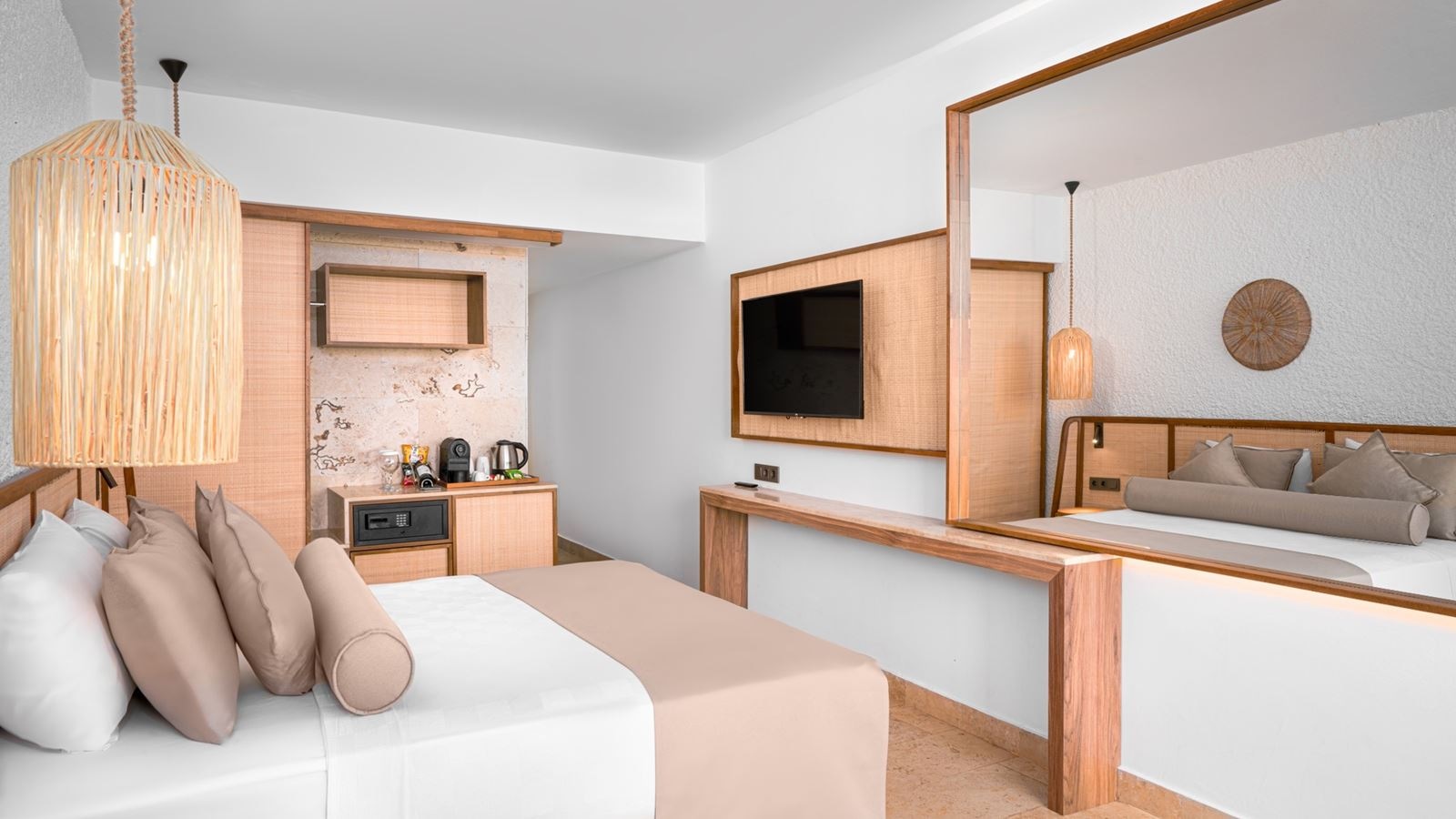 rooms-deluxe-beach-side-room