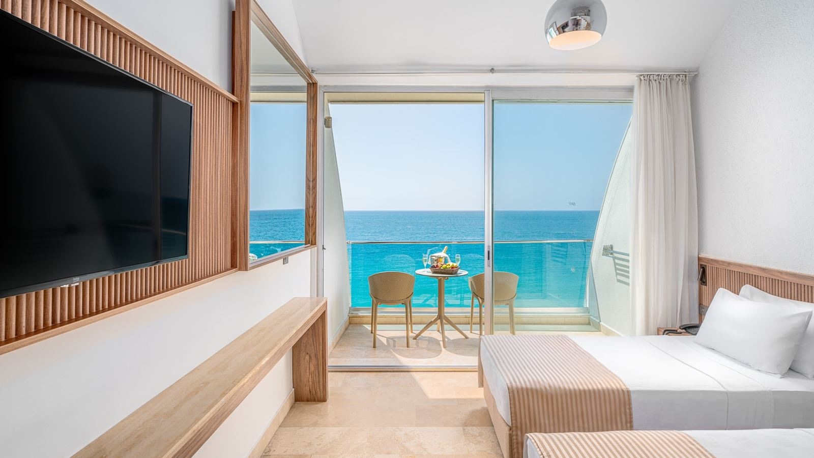 rooms-maisonette-family-room