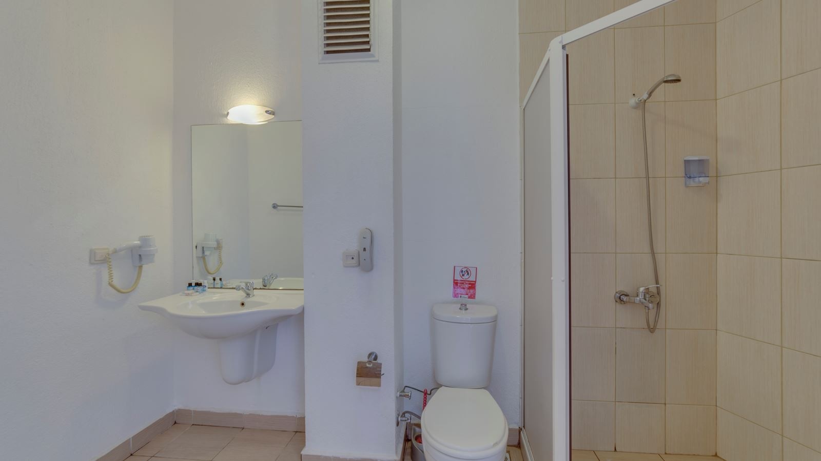 rooms-standard-room