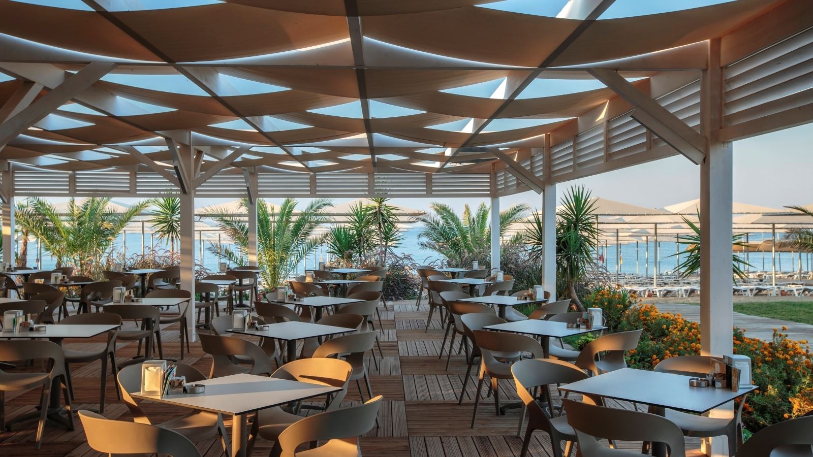 restaurants-beach-restaurant