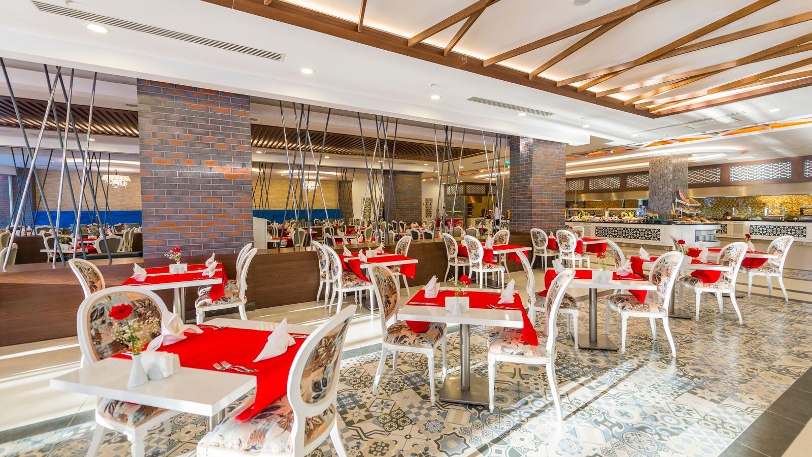 restaurants-moonlight-restaurant