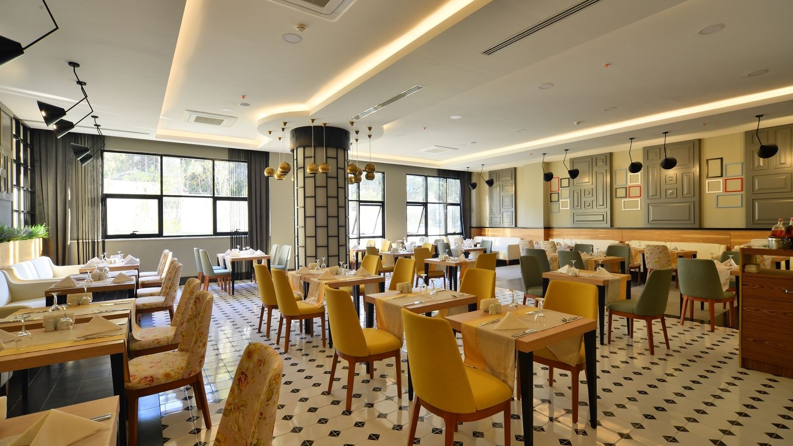 restaurants-main-restaurant