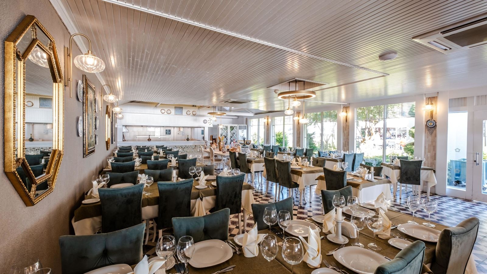 restaurants-main-restaurant