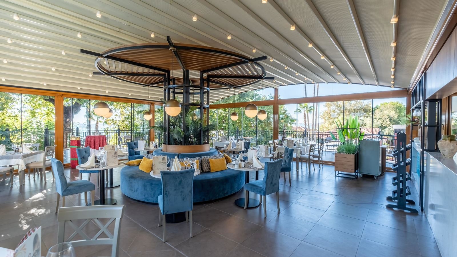 restaurants-main-restaurant