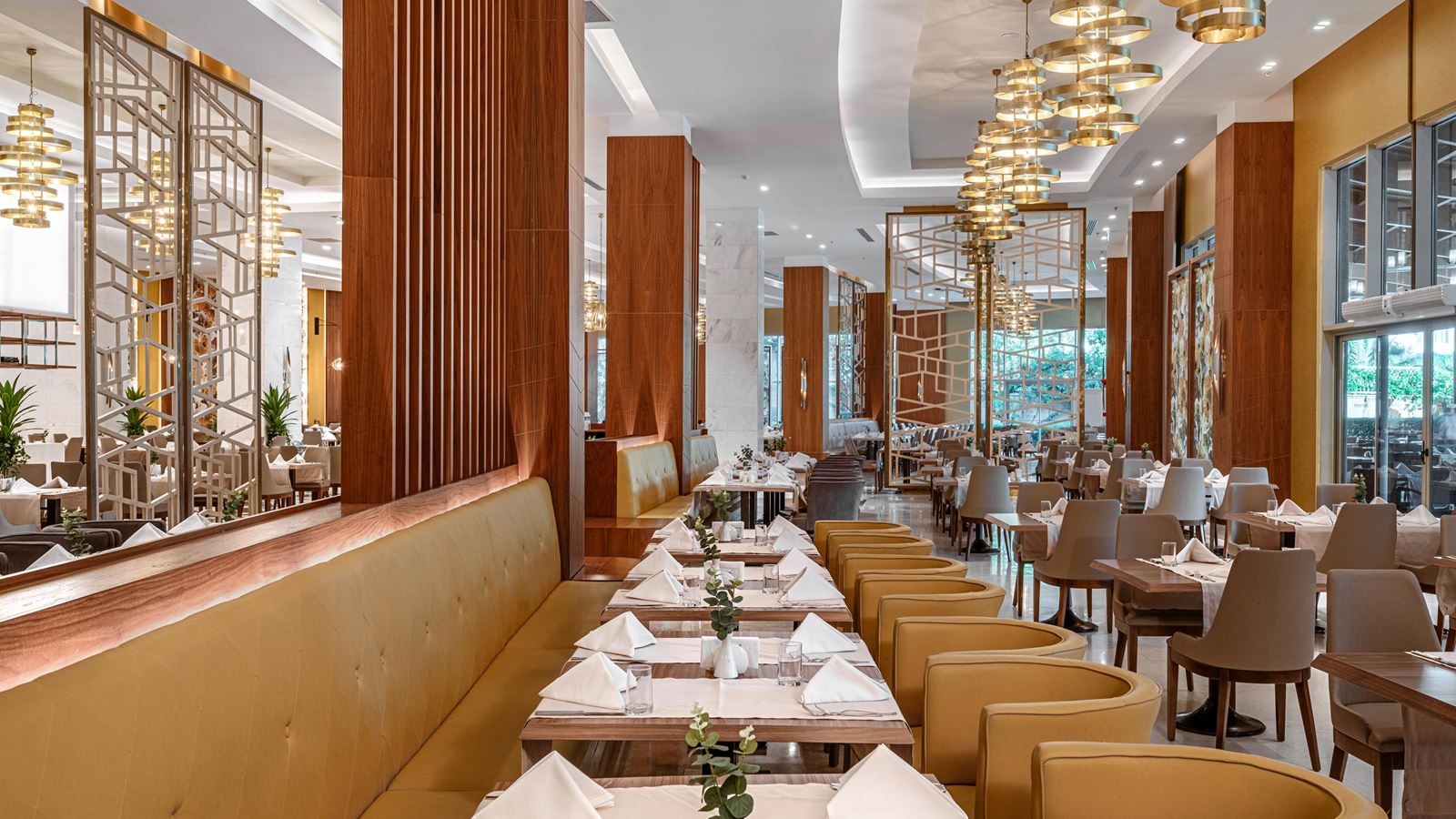 restaurants-blue-marin-restaurant