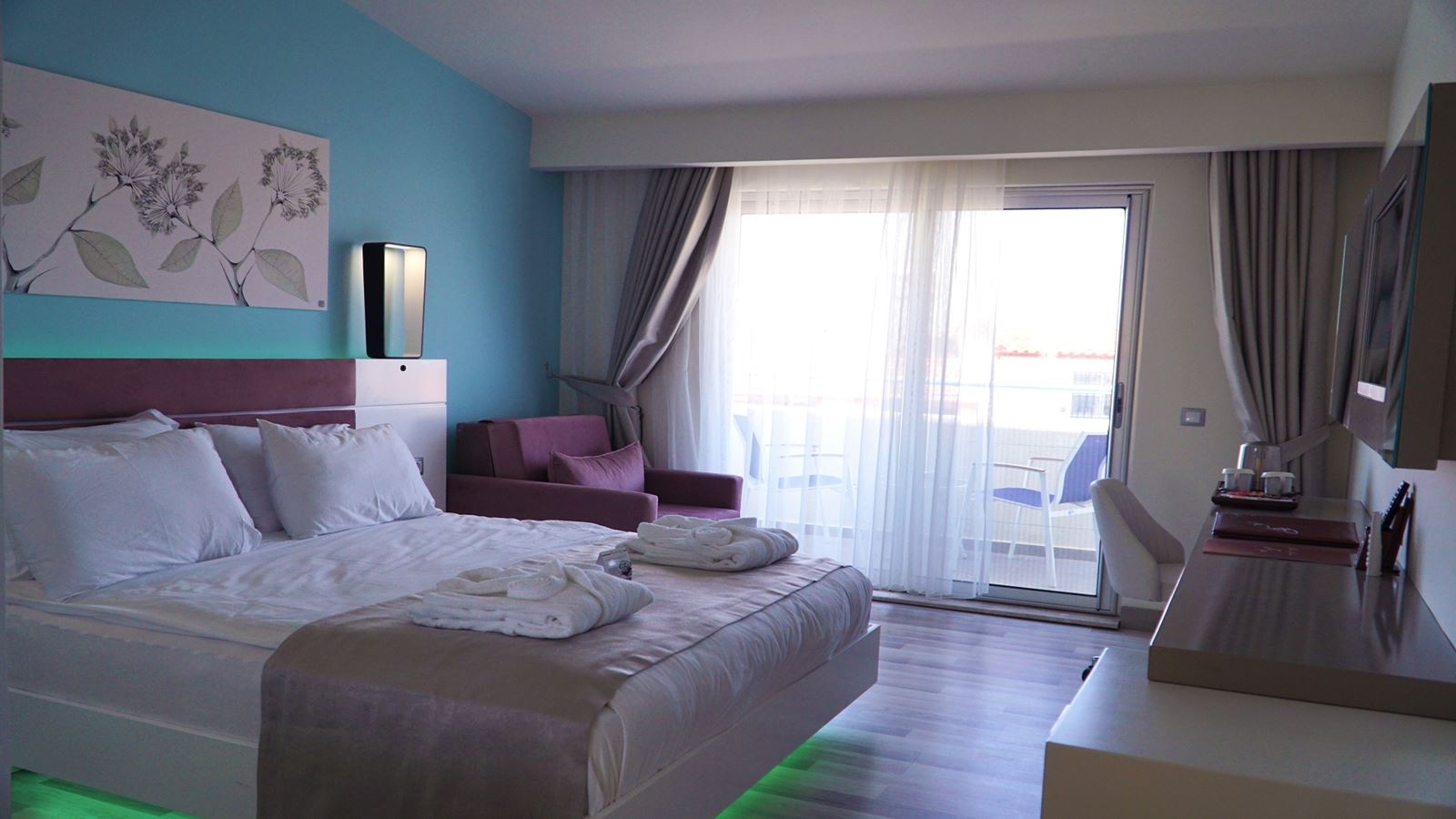 rooms-standard-room-land-view