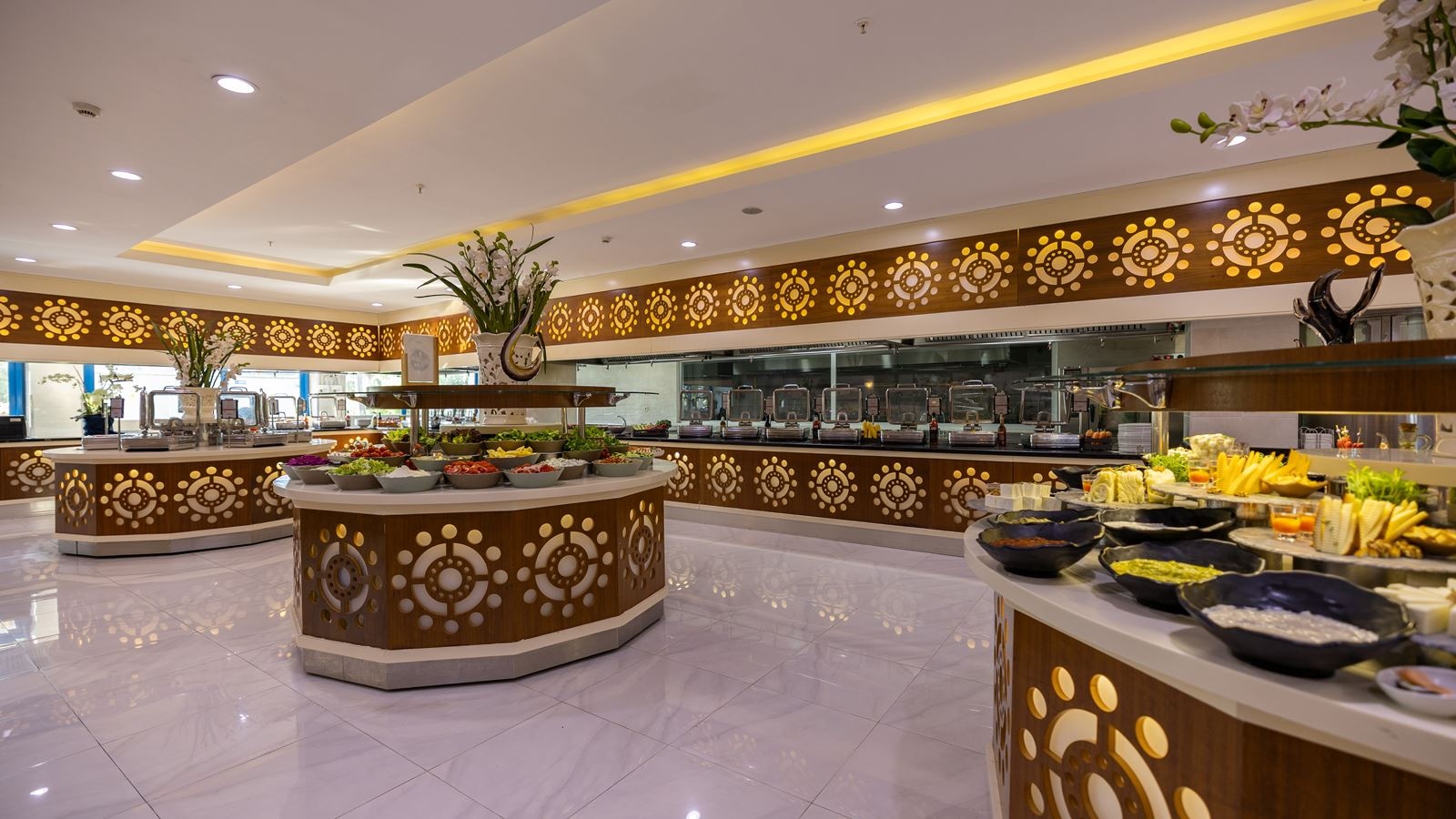 restaurants-deep-blue-restaurant