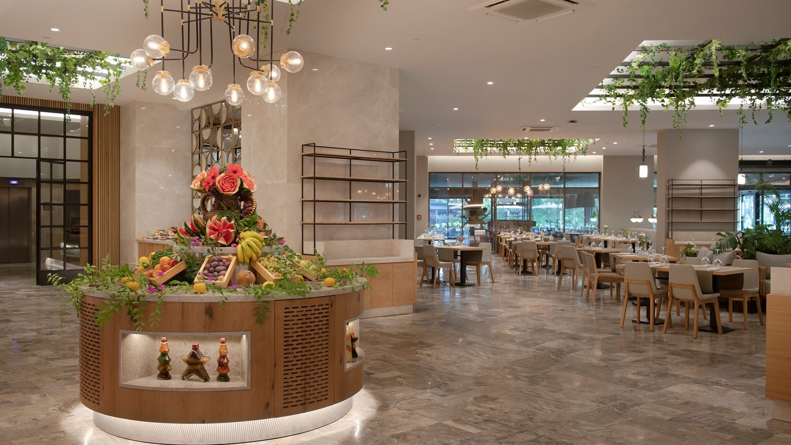 restaurants-gussto-main-restaurant