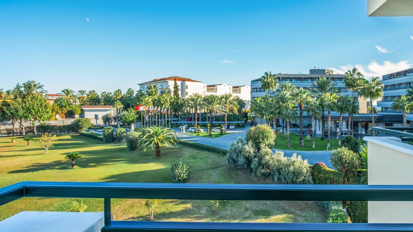 rooms-standard-room-land-view