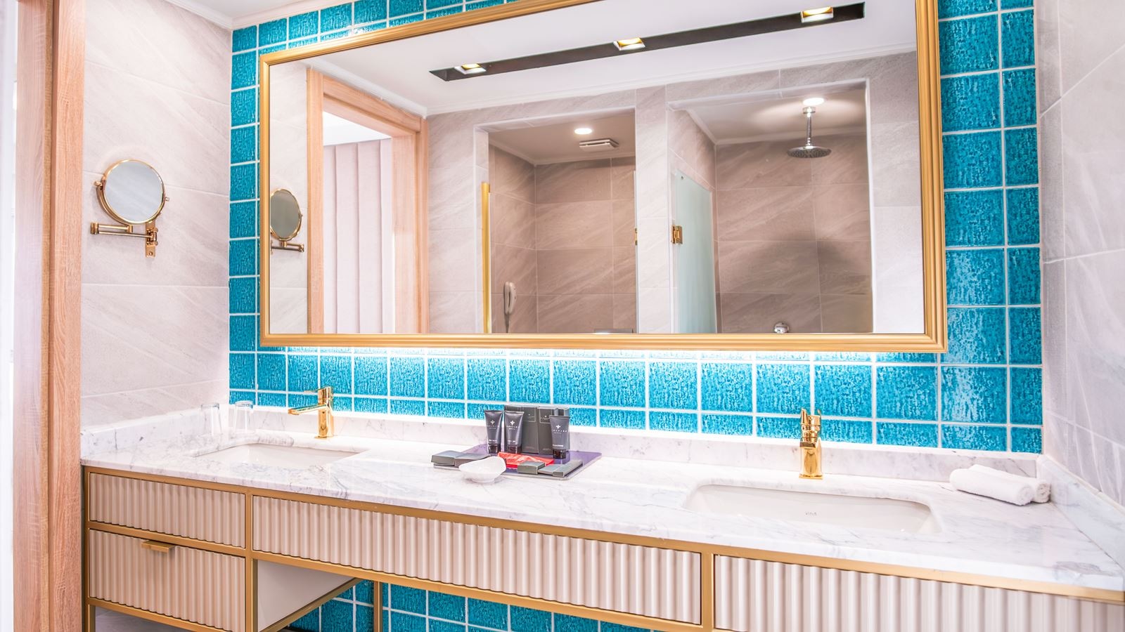 rooms-suite-with-sauna--jakuzzi