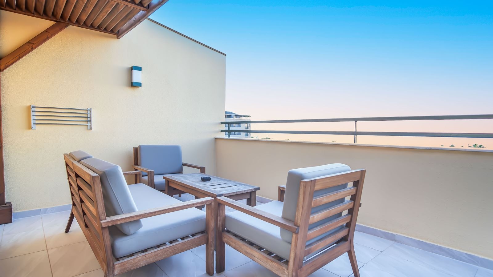 rooms-suite-with-sauna--jakuzzi