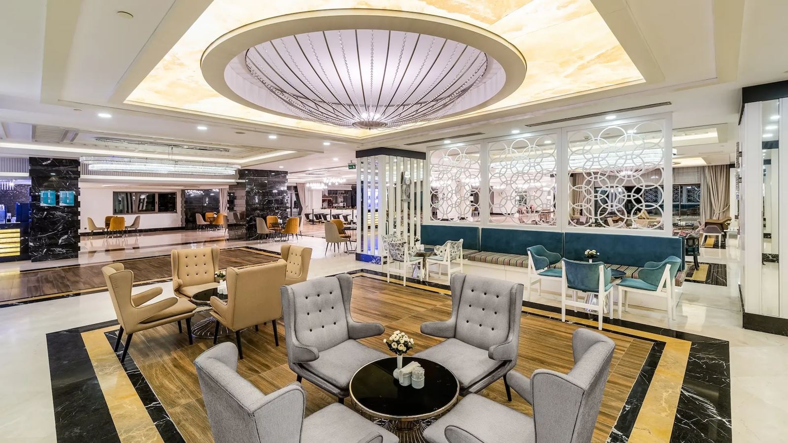 bars-lobby-bar