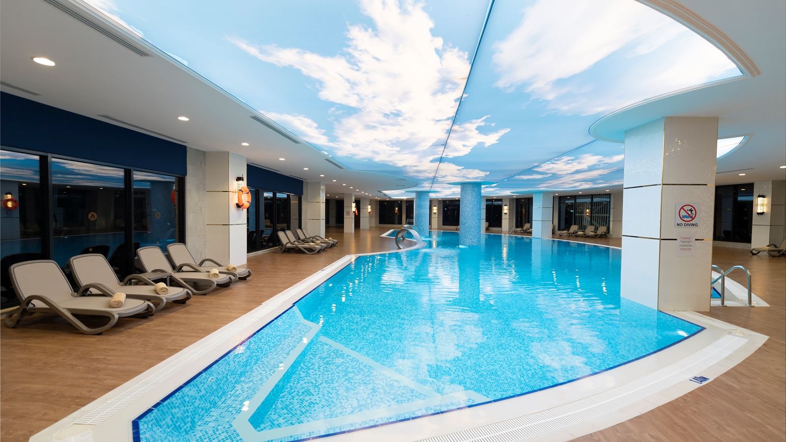 pools-indoor-pool