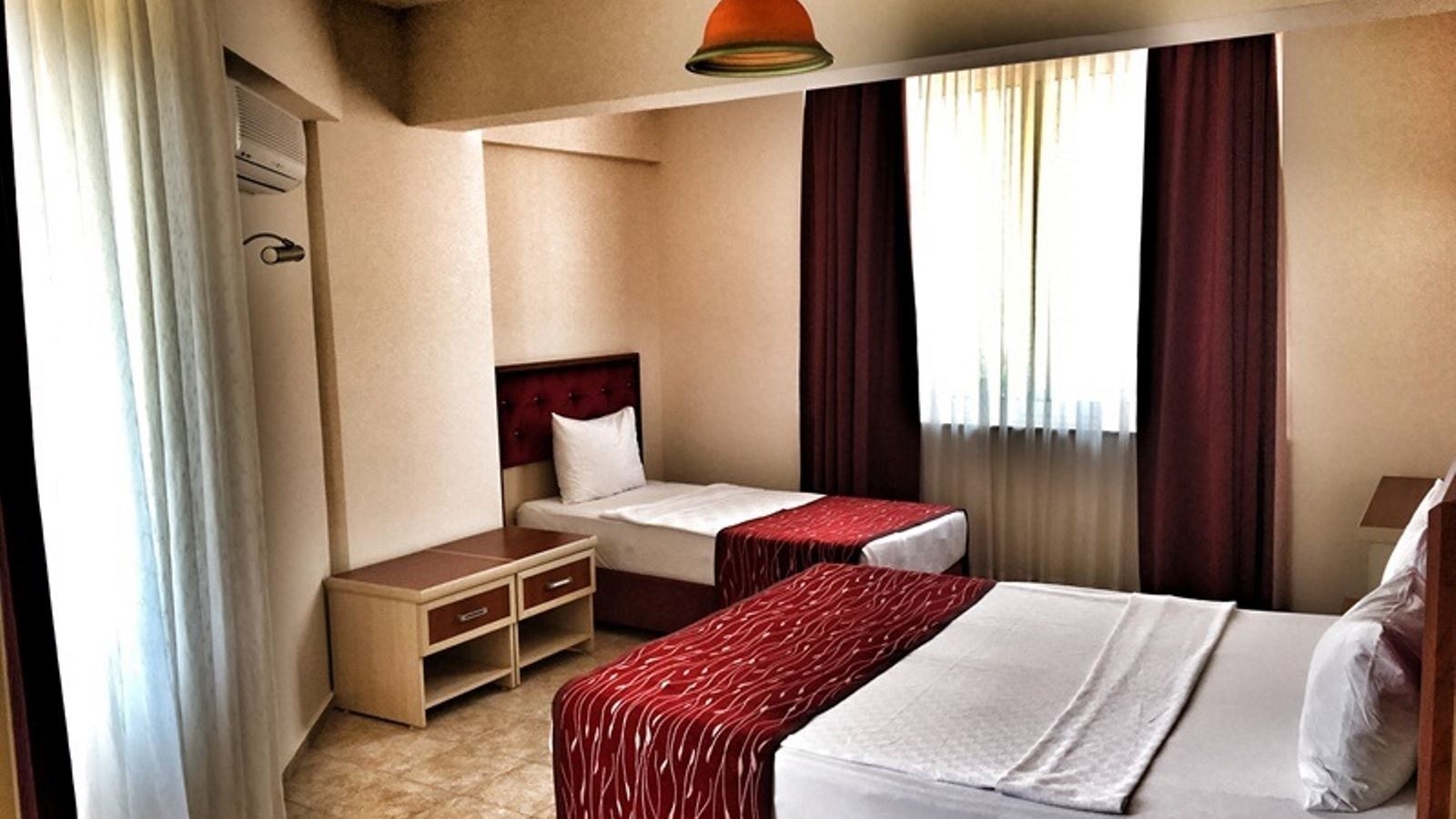 rooms-standard-room-land-view