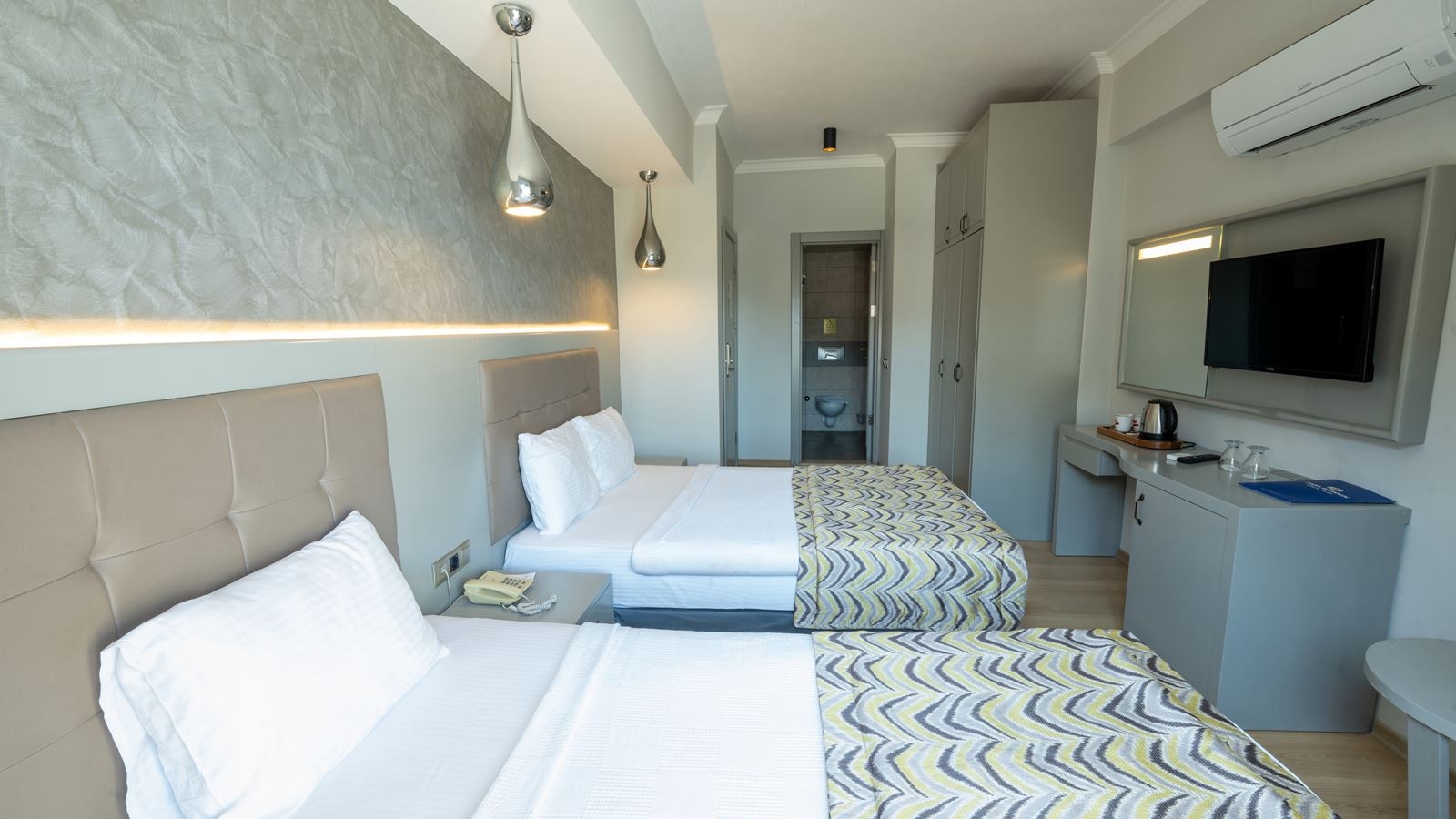 rooms-standrad-room-land-view